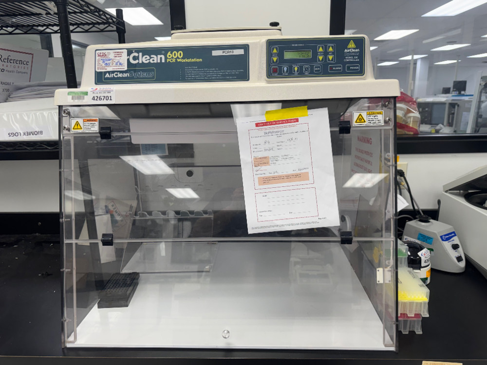 Image of AirClean 600 PCR Workstation